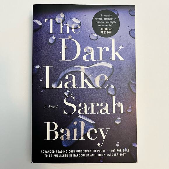 The Dark Lake (Gemma Woodstock, 1) - Book by Sarah Bailey - Picture 1 of 6
